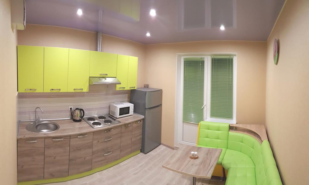Apartment Near Metro Pozniaky Киев Экстерьер фото